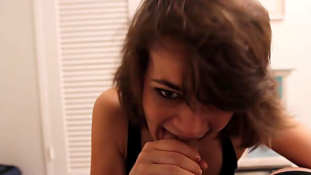Sweet Teen Gives Head Like A Pro In Flawless Homemade POV