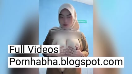 Sedang Viral Bu Guru Salsa Toket Besar