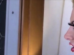 Miss Lynda   Blowjob Lips   LYNDA LEIGH