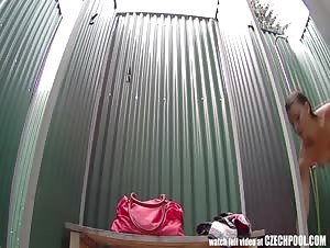 Amazing Young Girl ShowerA?s Voyeur